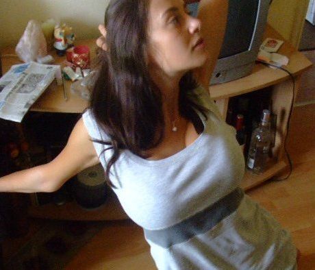 Flavia63486's profile picture. 