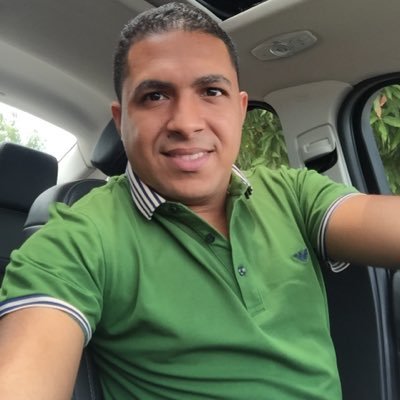 ricard0_vega's profile picture. Contador Público, Personal Manager de @rolando_8a amante del buen Vallenato