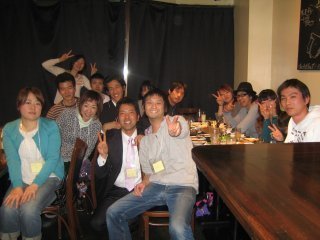 テニスとお酒が大好きです。社会人サークルの代表。いずれ日本一のサークルにします！
新宿と池袋によく飲みに出没します。

飲みコミュYY
ケータイ版
http://t.co/5ScjAnK3Vz