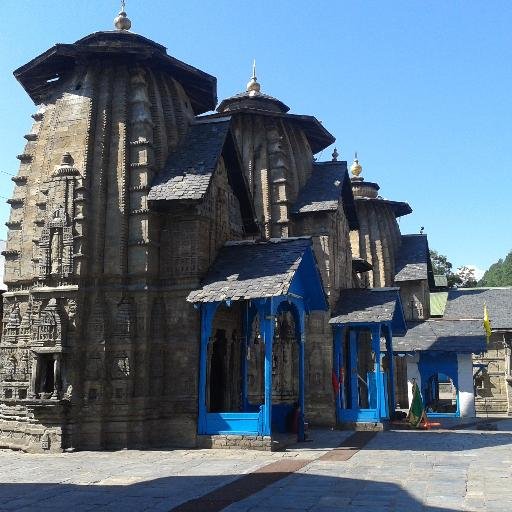 the himachal no. 1 travel agency for the tourists