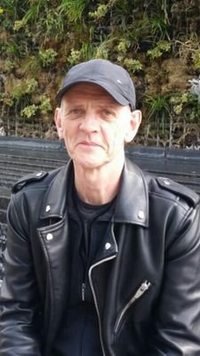 Robert_Drysdale's profile picture. Rail and ale fan, proud husband / dad / grandpa - enjoying my 7th decade and cheaper public transport :)