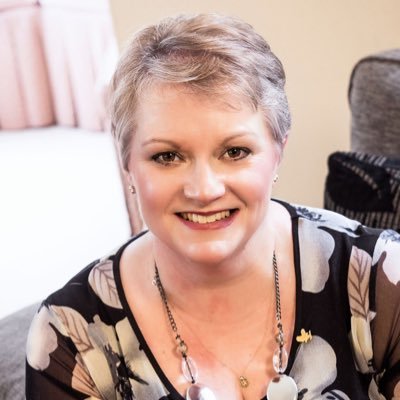 sugarsden's profile picture. 