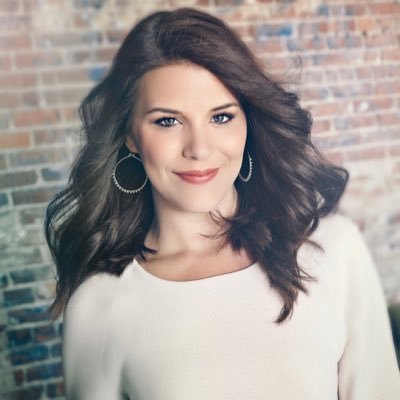 ValeriCormier's profile picture. Animatrice Rythme FM 97,1