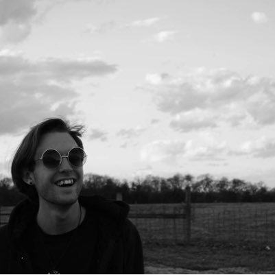 Electronic music producer // Artist and coffee lover // Check out my music on SoundCloud // If you're interested in collaborating, message me!