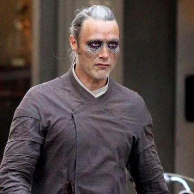 Leszczyk_ST's profile picture. Hechicero conquistador de dimensiones. #DoctorStrange #Marvel Hermano de Umar y traicionado por ella. ーSi me estorbáis os encerraré en alguna dimensión.ー #Rp