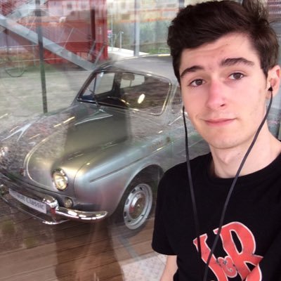 contr0versy's profile picture. Passionate by music and art, I love having fun with my friends and make new ones.