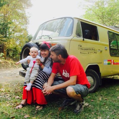 Somos @maruorza, Martín y Gaia. Periodistas y #bloggers de viajes. Desde el 2012 recorremos Latinoamérica haciendo radio en una #kombi. #FamiliaViajera ❤️ 🚌