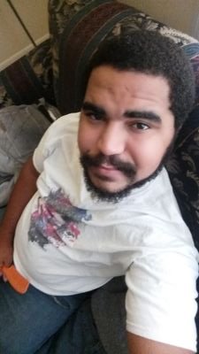 no longer young guy into animation digital illustrations gayming with fellow bears n cubs and enjoying a long nap. oh and dont forget my snacks