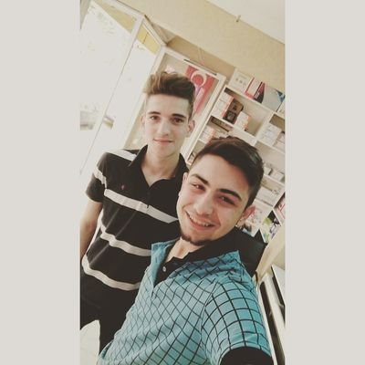 yellowcap6's profile picture. 