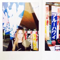 Elizabeth Renstrom (@lizrenstrom) 's Twitter Profile