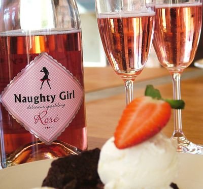 Official Twitter Account Of Naughty Girl Champagne In Nigeria.