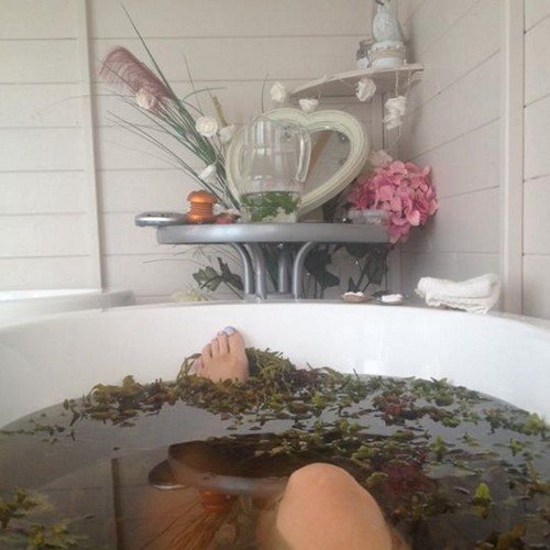 Relax Revive Reconnect ~ Call 087 7171713 & spend an hour in an Achill Island Seaweed Bath ~ The Atlantic Ocean in a Bathtub