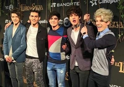 CD9 Y SUS CODERS SIEMPRE JUNTAS EN LAS BUENAS Y EN LAS MALAS SIEMPRE LOS APOYAREMOS Y CUENTAN CON NOSOTRAS SUS CODERS EN LO QUE SEA LOS AMO
MIS CASTORES ♥♡♥♡♥❤