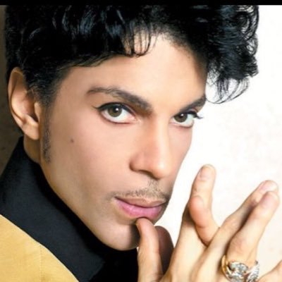 rhobags's profile picture. Check out my London Walking Tours website and follow me on @rhona_w