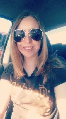 stephaniemashe4's profile picture. 