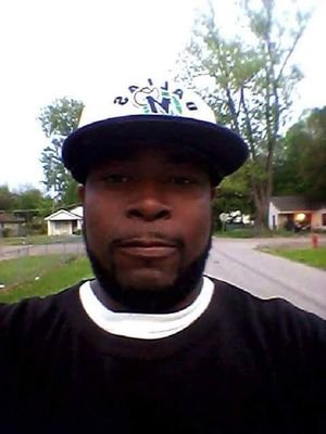 EldridgeSmith10's profile picture. 