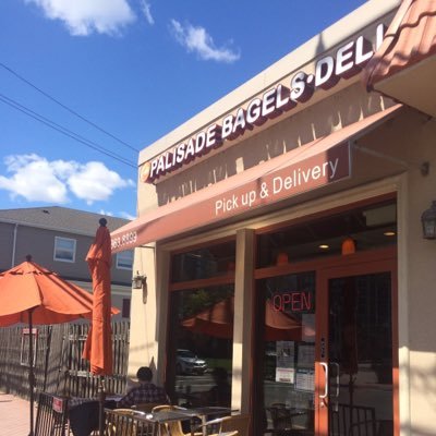 palisadbagels's profile picture. 