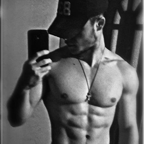 AleksndrRomanov's profile picture. не стоит недооценивать силу моей мечты ✖️ •Athlete •Warrior •Fitness •Gym •Training •Health •Nutrition •Lifestyle •Hard Work •Sport •Passion #NoPainNoGain