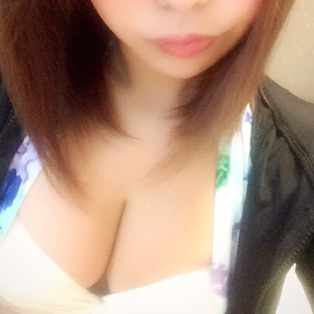 erokyonyuteru's profile picture. エッチが大好きFカップ娘だよ！自分で言うのもって感じだけど、エッチなことが大好き！できれば男性と仲良くなりたいなぁ