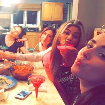 MissJocelynn1's profile picture. 