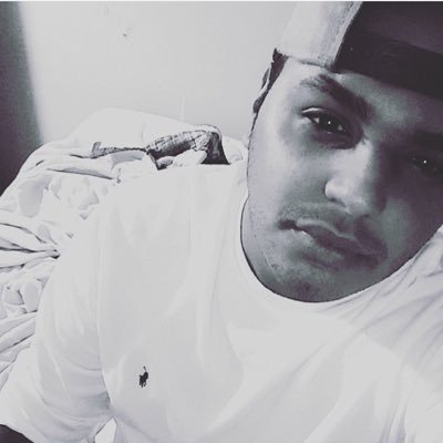 Jonassanzzz's profile picture. you can be anything you want to be🌹