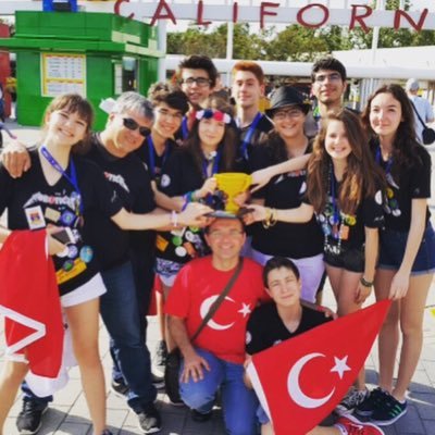 Members:Umut,Arda,Melis,Uygar,Yeşim,Deniz,Dicle,Kayra,Sinan,Dilge /All American Burger-Gatorade-Jurassic Park- ig: roboticafll