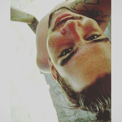 Para não perder nada Clique na ali em cima , tenho certeza que vocês vão adorar os meus Tweet. ↪CLIQUE NA ⭐OBG ↩