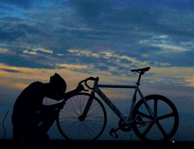 spongeBase's profile picture. asimetric face