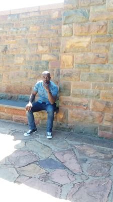 Phat2za's profile picture. I love chelsea fc, kaizer chiefs,Real Madrid and Borussia Dortmund #Deepsoulfulhouse.