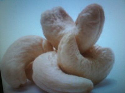 pour tous vos besoins de produits agricoles Bio, mangues fraiches, séchées, anacarde, arachide, etc... made in Burkina Faso.
livraisons possibles partout.