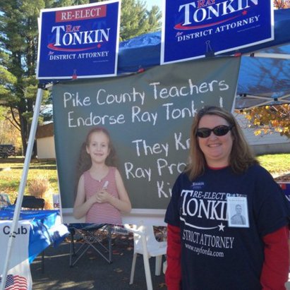 MichelleTonkin1's profile picture. chemistry teacher