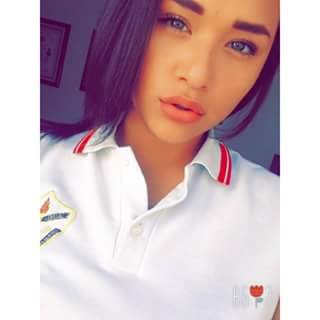 pandicorn_1234's profile picture. ~no tenia mucho que ofrecerle solo un par de alas rotas y una taza de café ☕~