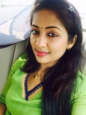 Manisarany143's profile picture. Mani