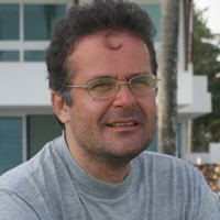 Leonard37696862's profile picture. Professor e engenheiro.