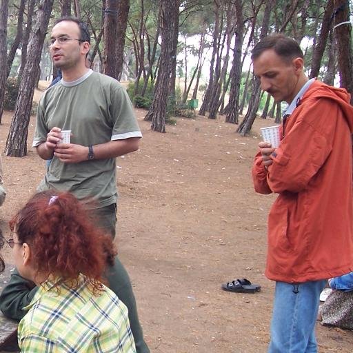 Fehmikucukaslan's profile picture. sosyalist