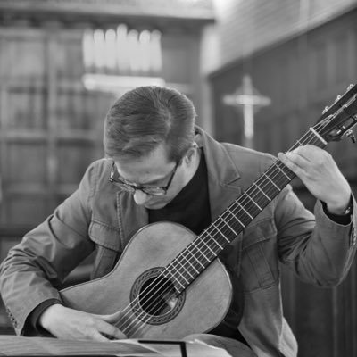 Classical guitar soloist, collaborator, educator