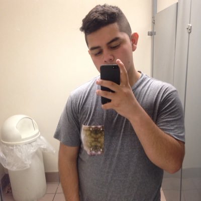 edgarv_cx's profile picture. 
