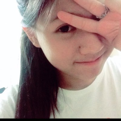 runet_tw's profile picture. 