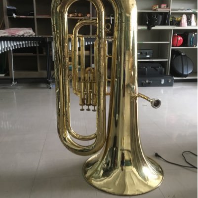 _tuba_Spirited's profile picture. Spirited Awayという千と千尋の神隠しの曲を吹奏楽で演奏したやつが好きです マーチングやったことはないけど大好きです いつかスーザフォンを吹いてみたい