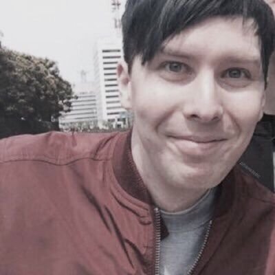 follow @mgcvhoecals if u see this ily