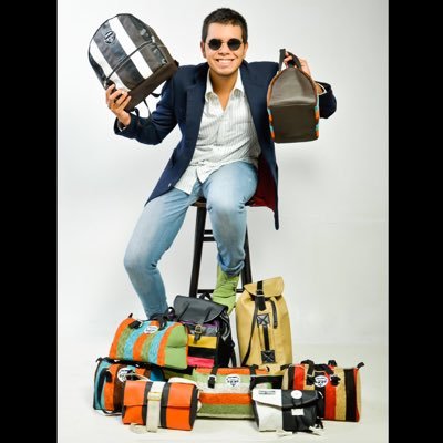 FerreiraBiagio's profile picture. Diseñador de modas. IG / FB: Biagio Ferreira Contacto: 0414-011-7074 BiagioFerreira@hotmail.com