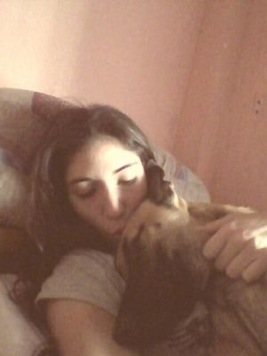 yaelevelyn1's profile picture. 