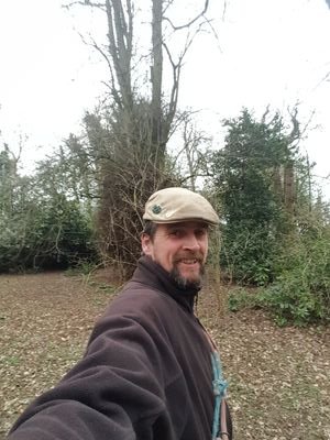 Local homefarming producer ,forrager,realist,dogman,professional gardener and woodsman