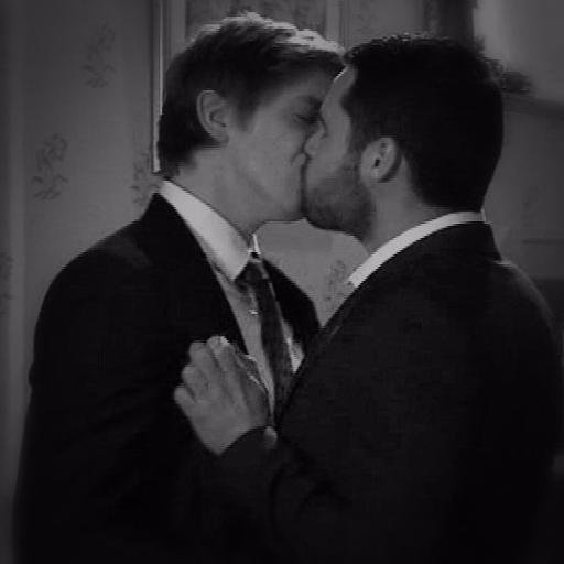 robronsuggle's profile picture. Beth, 14, England. love Robron so much they are pretty much my life.