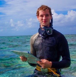 Researcher @CSIRO studying genetic and epigenetic adaptation in cartilaginous and bony fishes 🦈🐟 | Sharks&Rays | -omics | Ecology&Evolution