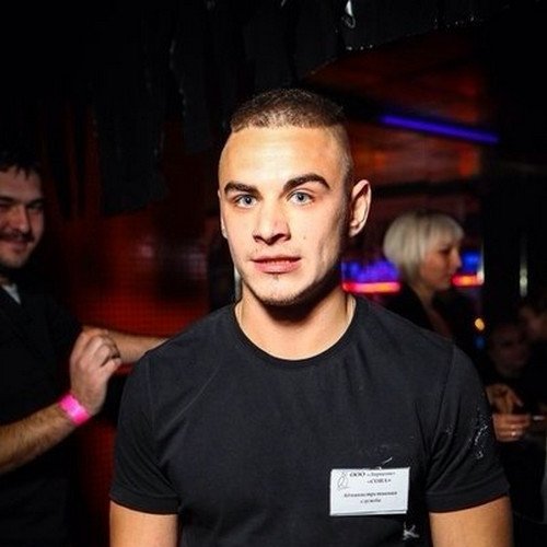 andovanse1983's profile picture. - Как вы относитесь к еде? - Я не отношусь к еде. Я высшее звено в пищевой цепочке.