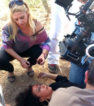 ¡Escuela de maquilladores de Mamen Peinado! Más de 30 años trabajando para teatro, cine y TV. Tlf: 638 23 87 20