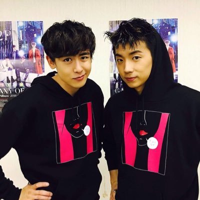 追中48th❤︎2PM/少女時代/BIGBANG/2NE1/TWICE/IU/CNBLUE/Apink/superjunior/GOT7/KPOP/Justin Bieber/Ariana Grande/Taylor Swift/ Meghan Trainor/ LOVE✨01line❤️ follow me♡닉쿤❤️