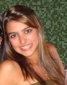 Sou como você me vê.
Posso ser leve como uma brisa ou forte como uma ventania,
Depende de quando e como você me vê passar...