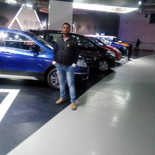 KrRandhir's profile picture. 